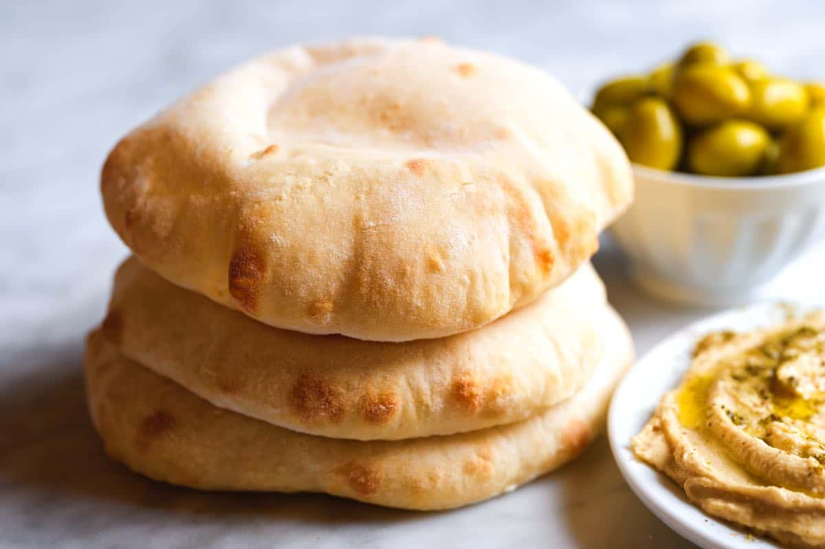 No-Fuss Homemade Pita: Simple Recipe for Puffy Perfection